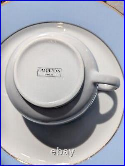 Royal Doulton Bruce Oldfield 2004 dining set / teaset 76 pieces. Blue/white/gold