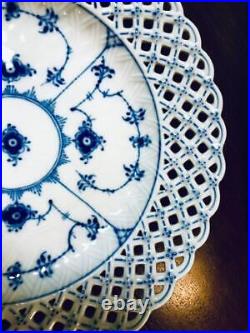 Royal copenhagen #184 Blue Fluted Full lace Oven Work
