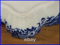 SPODE ITALIAN PATTERN 22.5 cm diameter round lobed dish. Oval blue mark. Used