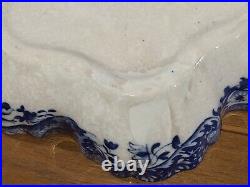 SPODE ITALIAN PATTERN 22.5 cm diameter round lobed dish. Oval blue mark. Used