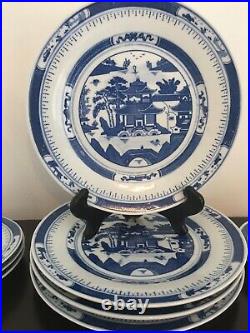 Set Of 4 Blue White Chinese Pagoda Plates & 5 Side Plates