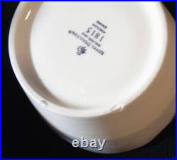 Set of 6 Royal Doulton 1815 Blue White Porcelain Cereal/Noodle Bowl
