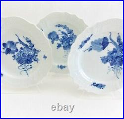 Six Royal Copenhagen Blue Flowers 6 3/4 Dessert Plates Scalloped Beaded Border