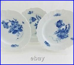 Six Royal Copenhagen Blue Flowers 6 3/4 Dessert Plates Scalloped Beaded Border