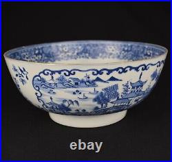 Stunning Large 18th Century Qianlong period Chinese Blue and White bowl 26cm