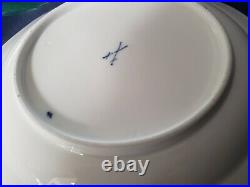 THREE 9-5/8 Meissen Germany Blue Onion Dinner Plates Crossed Swords Blue White