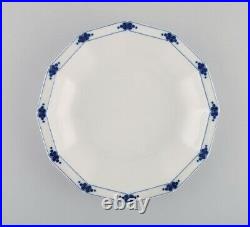 Tapio Wirkkala for Rosenthal. 11 deep Corinth plates in blue painted porcelain