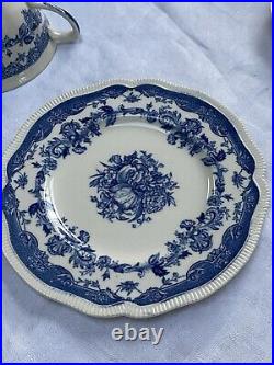 VGC 5 Johnson Brothers Blue & White Persian Tulip Tea Cups, Saucers & Plates