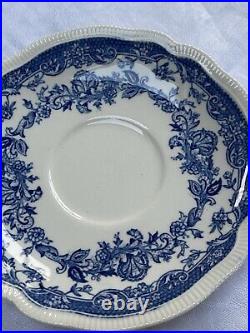 VGC 5 Johnson Brothers Blue & White Persian Tulip Tea Cups, Saucers & Plates