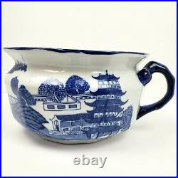 Victoria Ware Ironstone Blue Willow Single Snake Handle Chamber Pot 9 x 5.25