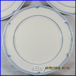 Villeroy Boch Casa Azul Modesto Dinner Plates set 4 white blue lined rim scallop