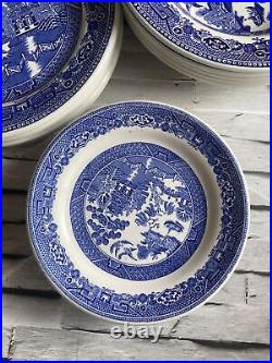 Vintage Dunn Bennett & Co Burslem Willow pattern Blue White 15 X Plates Set