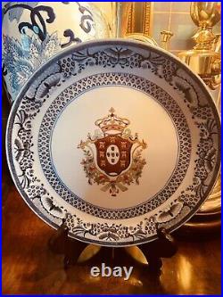 Vintage Oriental Accent Round Plates Crest Blue and White Pair