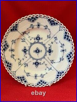 Vintage Royal Copenhagen blue full lace fluted side plates 17.5 cm #1087, new #1