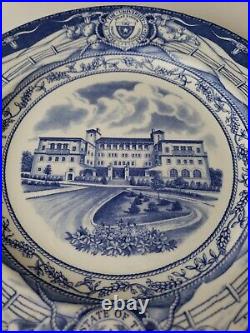 WEDGWOOD University of Texas UT Longhorn Home Economics Building 10 1/4 Plate