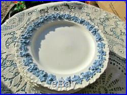 Wedgwood Etruria Barlaston Emboss Queens Ware Blue White 6 Dinner Plate 10 1/8