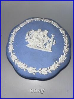 Wedgwood collector plates set