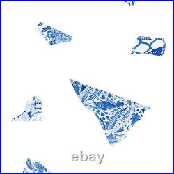 White & Blue Plate fragment wallpaper